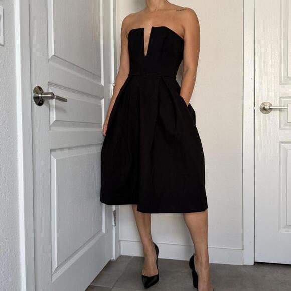 N/Nicholas - Picture 1 of 6